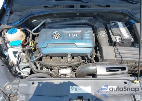 2015 Volkswagen Jetta 1.8T Se z USA, uszkodzony, nr VIN 3VWD07AJ3FM302905